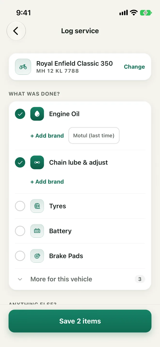 The Log service screen: Engine Oil and chain lube ticked